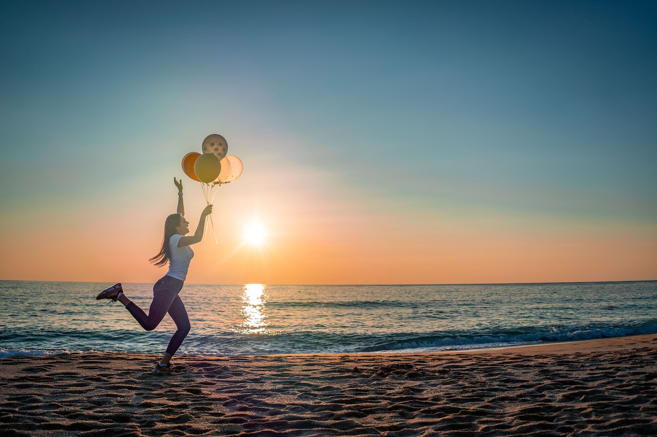 The Science behind the Beauty of Sunsets